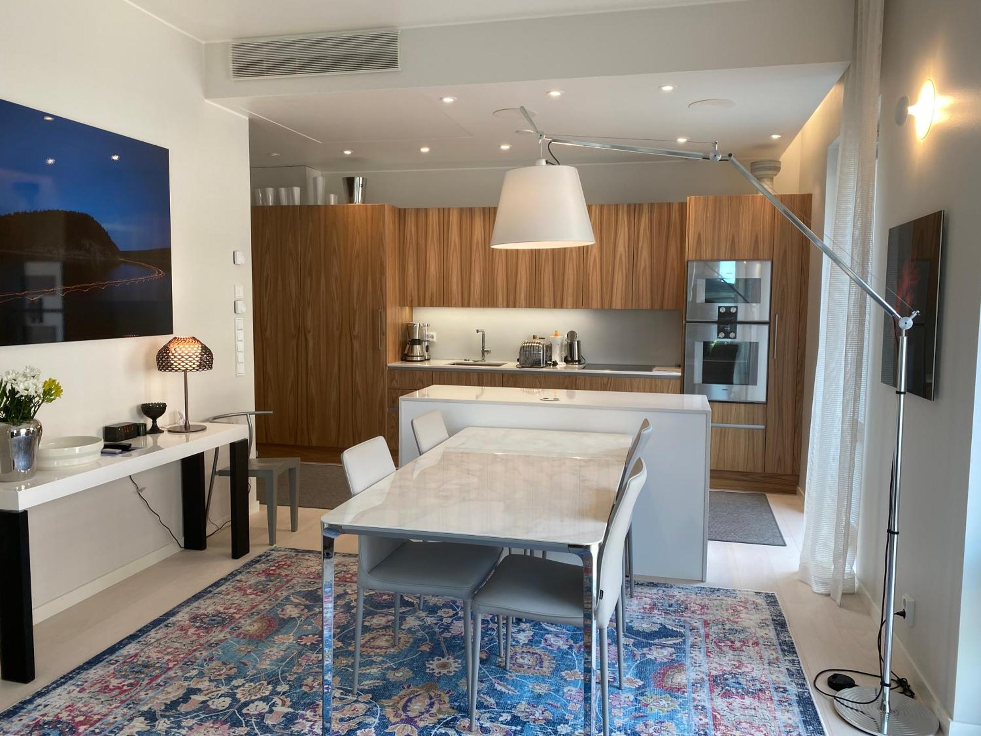 Luxury City Seafront Apartment With Balcony Helsingfors Exteriör bild