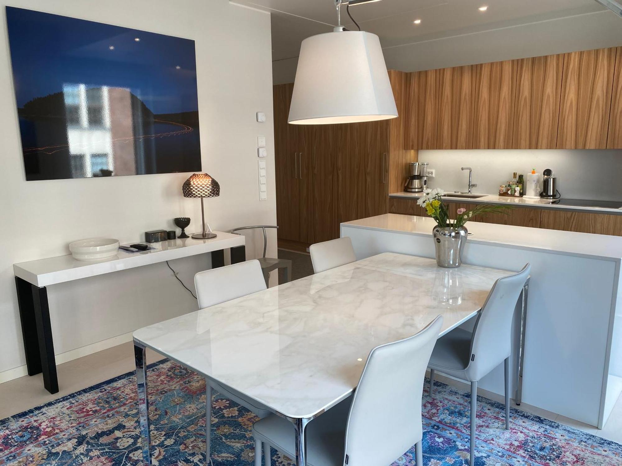 Luxury City Seafront Apartment With Balcony Helsingfors Exteriör bild